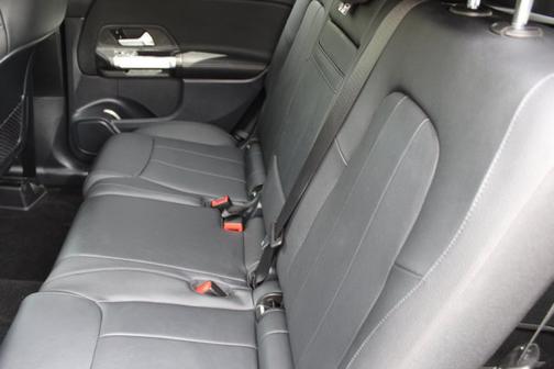 2022 Mercedes-Benz GLB 250 GLB 250
