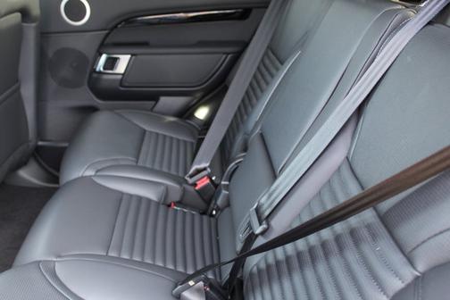2025 Land Rover Discovery S
