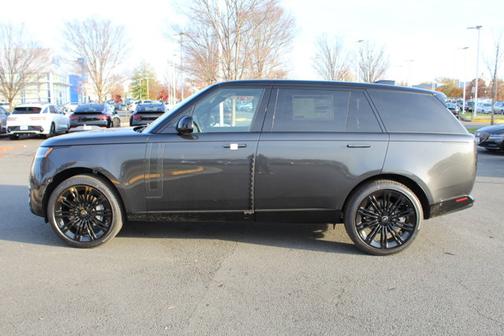 2025 Land Rover Range Rover SE