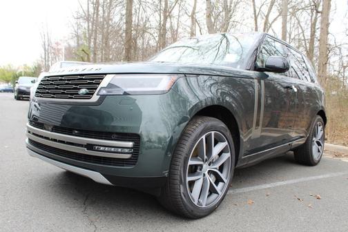 2025 Land Rover Range Rover SE