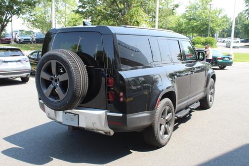 2025 Land Rover Defender S