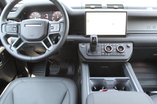 2025 Land Rover Defender S