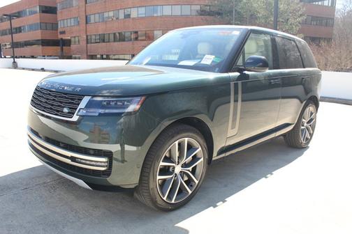 2025 Land Rover Range Rover SE