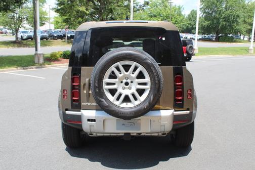 2025 Land Rover Defender S