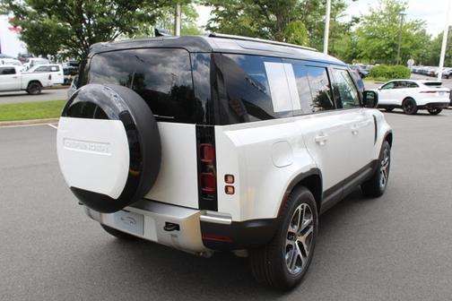 2025 Land Rover Defender S