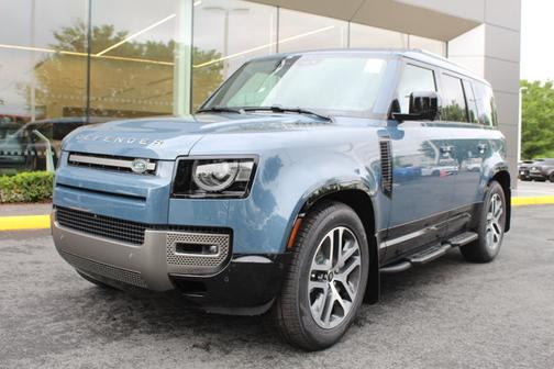 2025 Land Rover Defender X-Dynamic SE