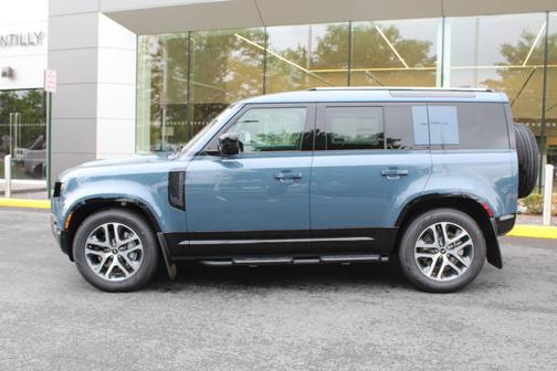 2025 Land Rover Defender X-Dynamic SE