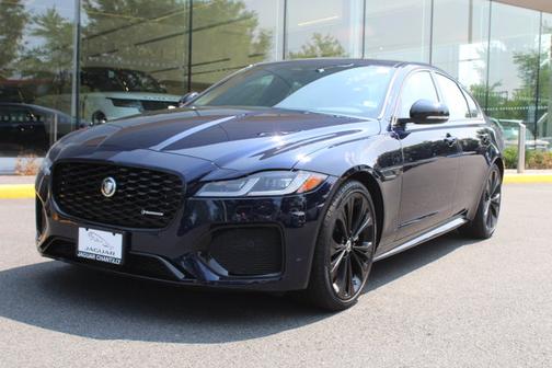 2024 Jaguar XF R-Dynamic SE