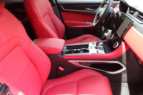 2026 Jaguar F-PACE R-Dynamic S