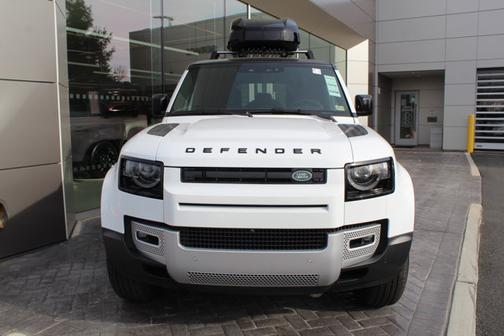 2025 Land Rover Defender S