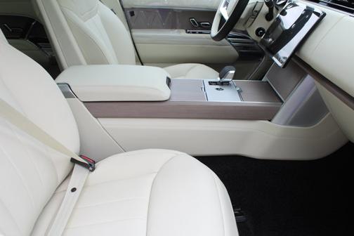 2025 Land Rover Range Rover Autobiography