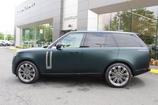 2025 Land Rover Range Rover Autobiography