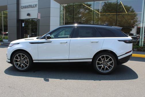 2026 Land Rover Range Rover Velar Dynamic SE