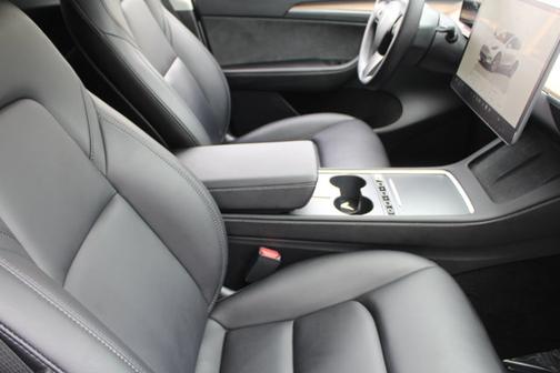 2023 Tesla Model Y 4DR