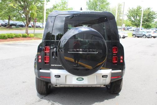 2025 Land Rover Defender S