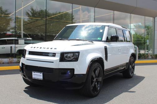 2025 Land Rover Defender X-Dynamic SE