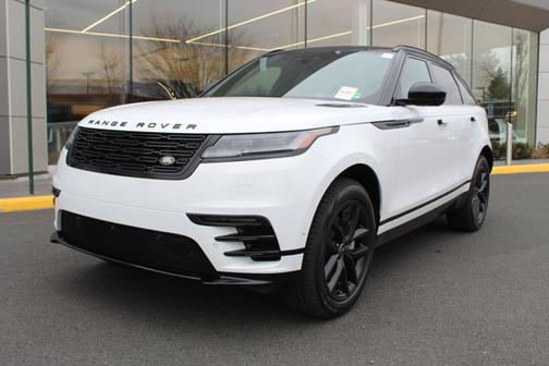 2025 Land Rover Range Rover Velar Dynamic SE