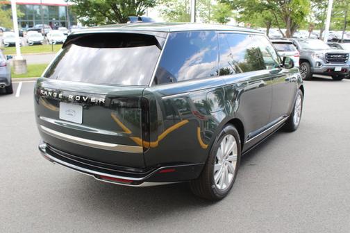 2025 Land Rover Range Rover SE