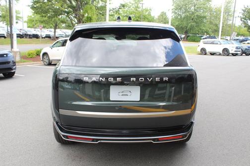 2025 Land Rover Range Rover SE