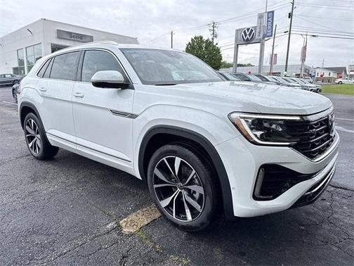 2025 Volkswagen Atlas Cross Sport 2.0T SEL Premium R-Line