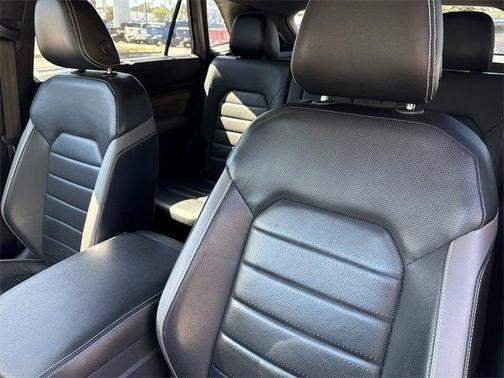 2021 Volkswagen Atlas Cross Sport 3.6L V6 SEL Premium R-Line