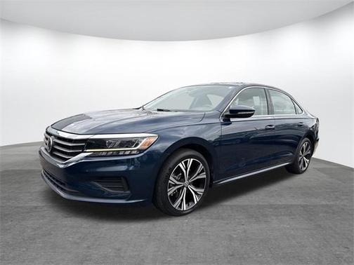 2022 Volkswagen Passat 2.0T SE