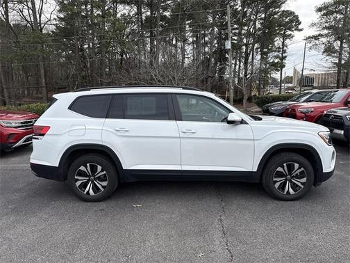 2024 Volkswagen Atlas 2.0T SE