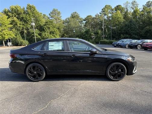 2025 Volkswagen Jetta 1.5T SE
