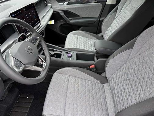 2025 Volkswagen Tiguan 2.0T S