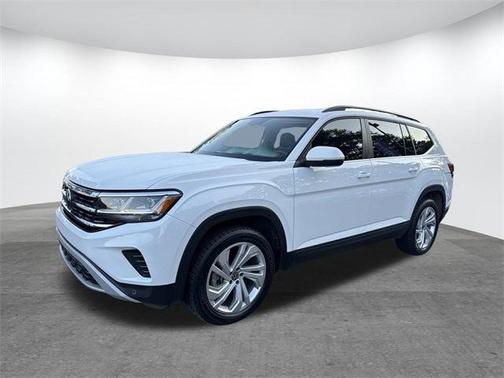 2022 Volkswagen Atlas 3.6L SE w/Technology