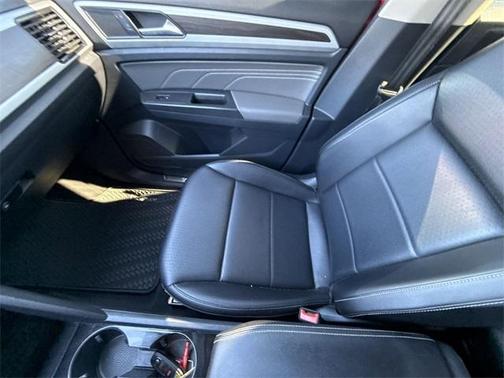 2022 Volkswagen Atlas 2.0T SE w/Technology