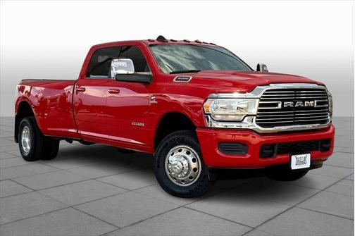 2023 RAM 3500 Laramie Crew Cab 4x4 8 Box