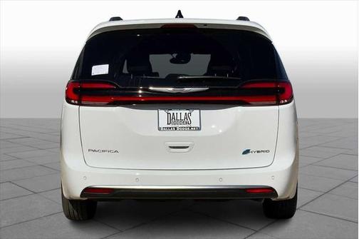 2025 Chrysler Pacifica Hybrid Pinnacle