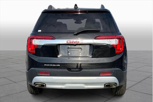 2022 GMC Acadia SLT