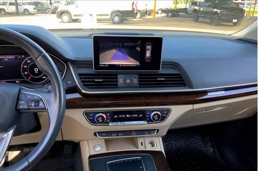 2020 Audi Q5 40 Premium Plus