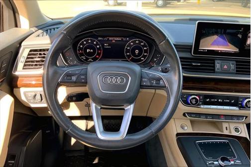 2020 Audi Q5 40 Premium Plus