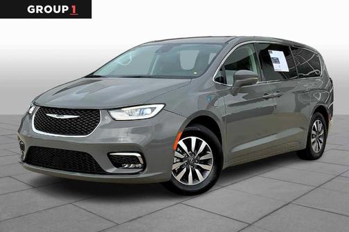 2022 Chrysler Pacifica Hybrid Touring L