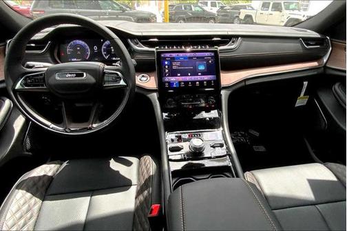 2025 Jeep Grand Cherokee L Summit