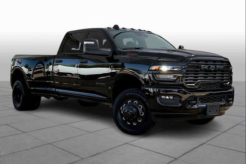 2025 RAM 3500 Lone Star Crew Cab 4x4 8 Box