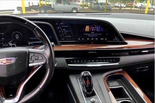 2022 Cadillac Escalade Premium Luxury