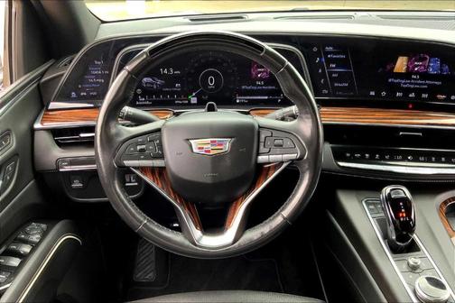 2022 Cadillac Escalade Premium Luxury