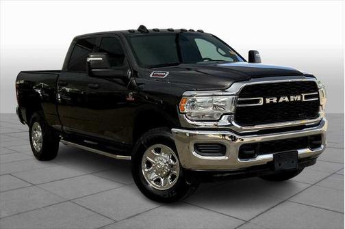 2024 RAM 2500 Tradesman Crew Cab 4x4 64' Box