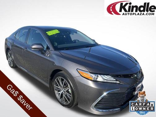 2023 Toyota Camry Hybrid XLE