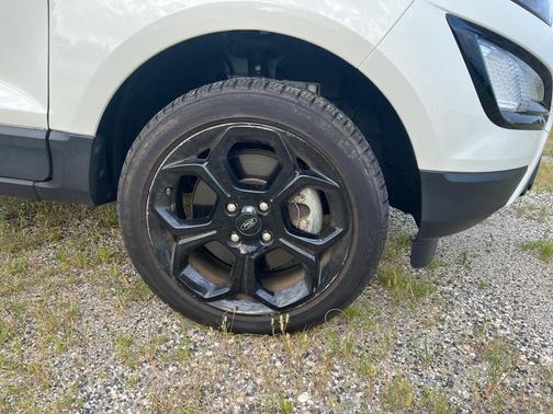2022 Ford EcoSport SES