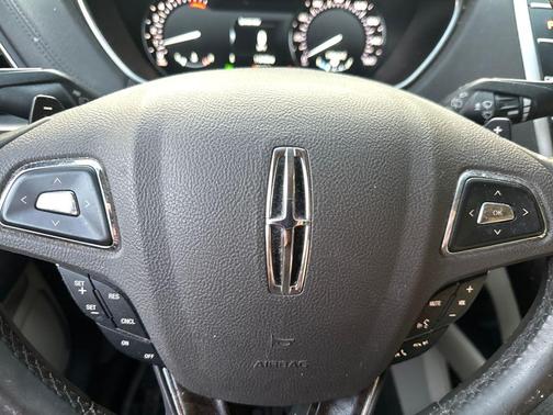 2017 Lincoln MKX Select