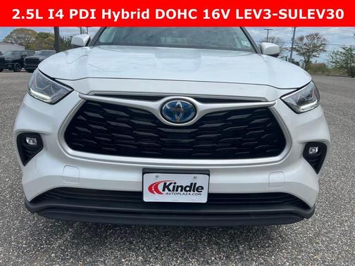 2023 Toyota Highlander Hybrid Bronze Edition