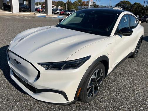 2025 Ford Mustang Mach-E Select