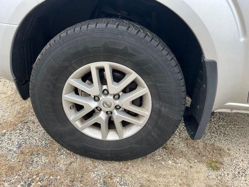 2017 Nissan Frontier SV