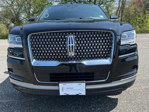 2024 Lincoln Navigator L Reserve