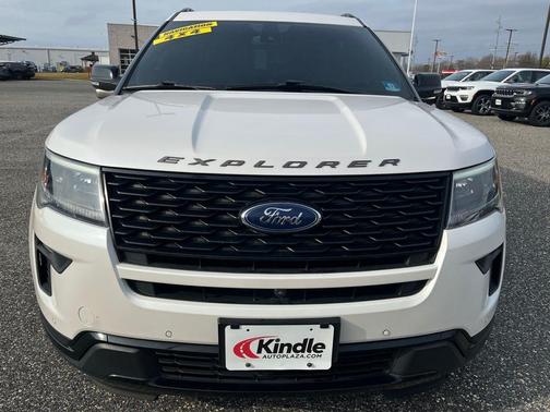 2018 Ford Explorer sport